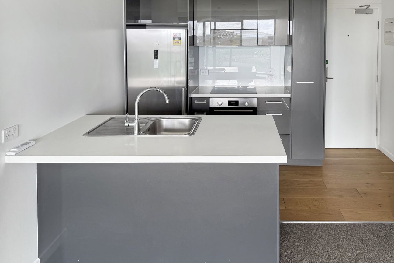 2-Bathroom Apartment for Rent – pohled 6