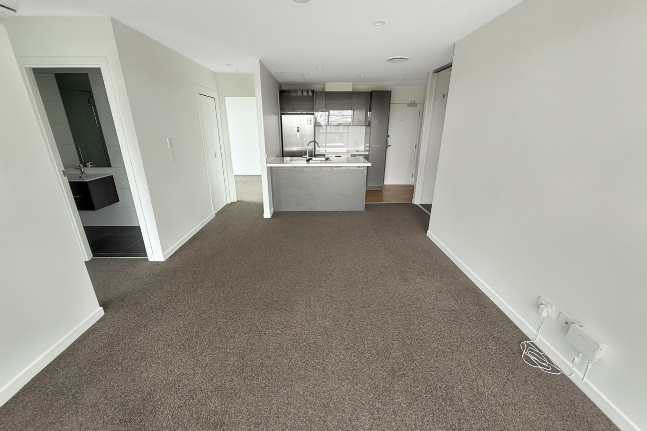 2-Bathroom Apartment for Rent – pohled 5