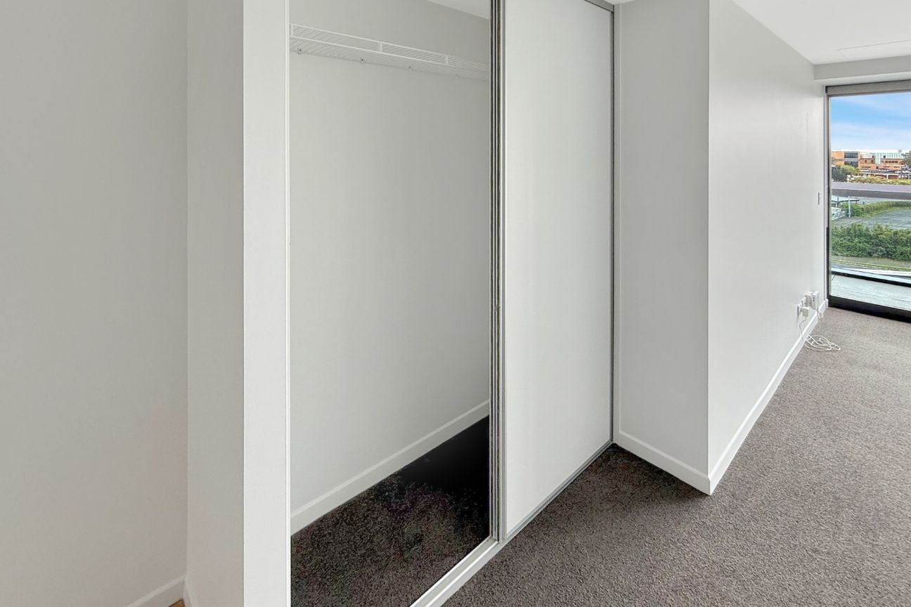 2-Bathroom Apartment for Rent – další