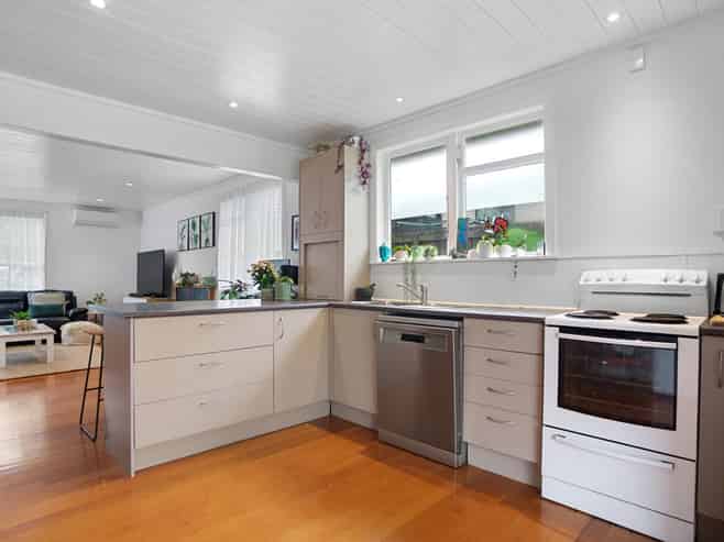 812 Mount Pleasant Road, Thames