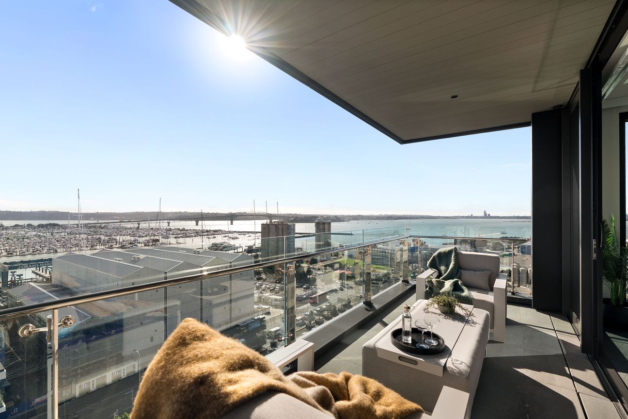 A Waterfront Residence of International Calibre - Ansicht 2