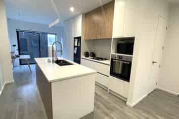 120 Tarapuka Road, Westgate