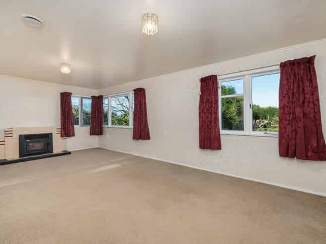 2412 State Highway 10, Waipapa