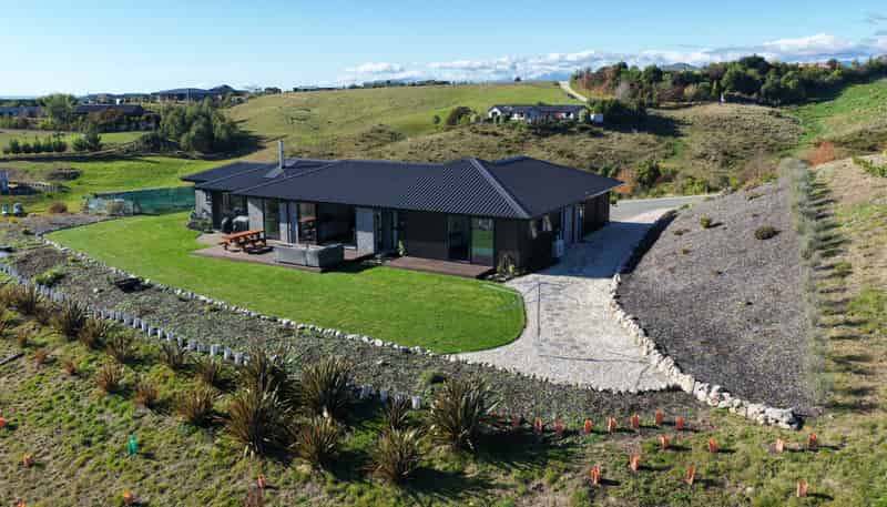 161 Redvale Road, Redwood Valley