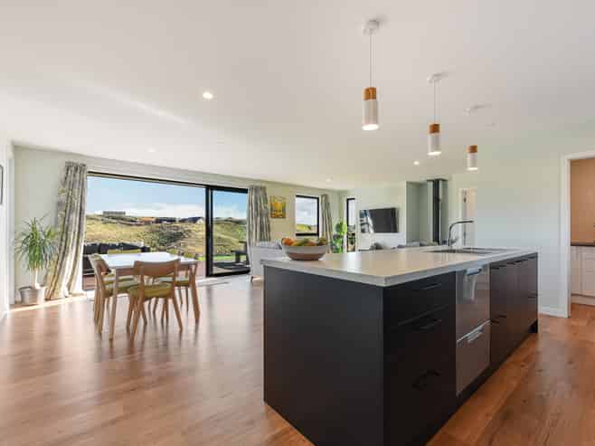 161 Redvale Road, Redwood Valley