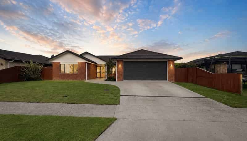 6 Vosper Close, Leamington