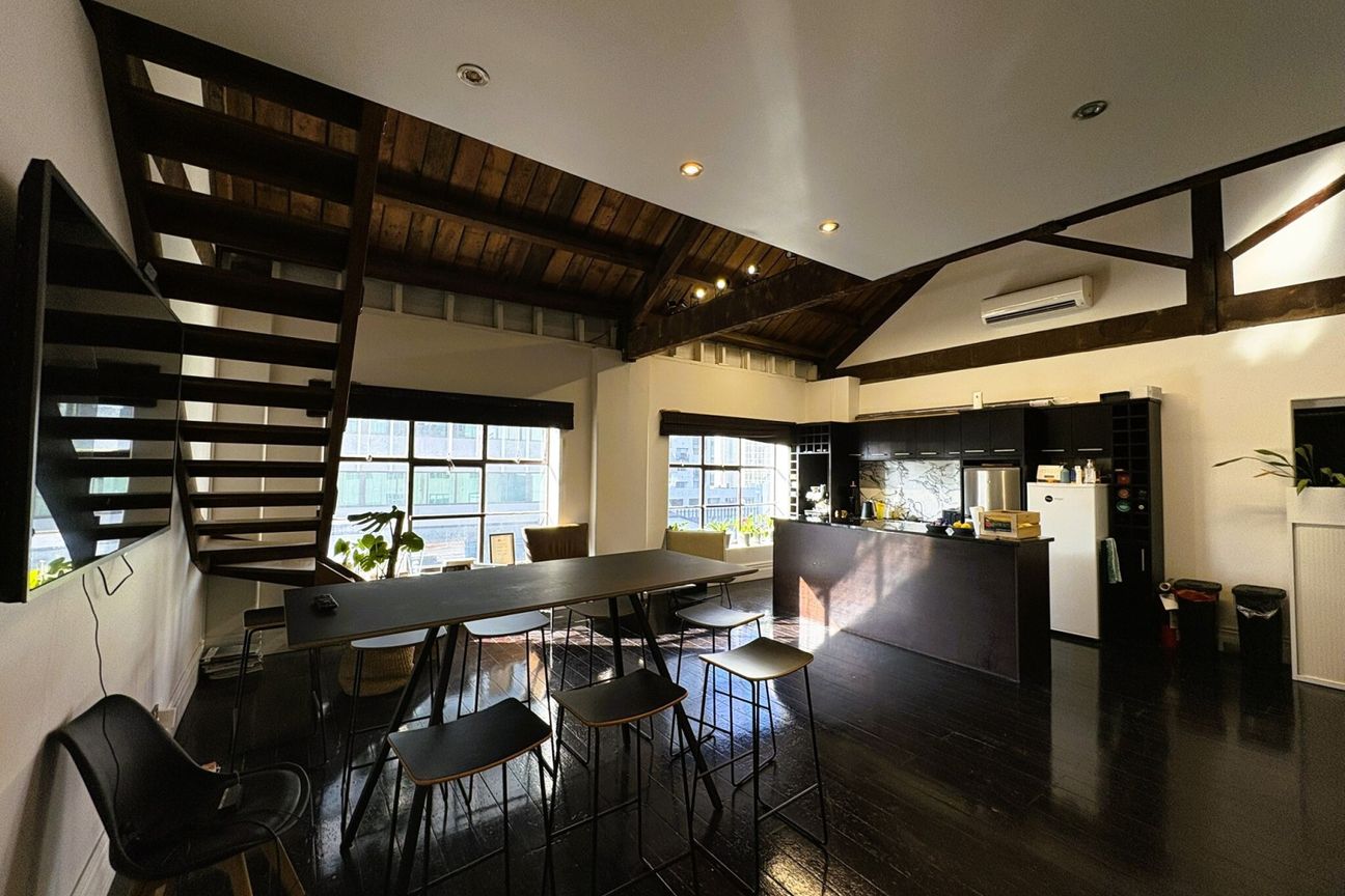 Character CBD Office | 130 m² - View 2