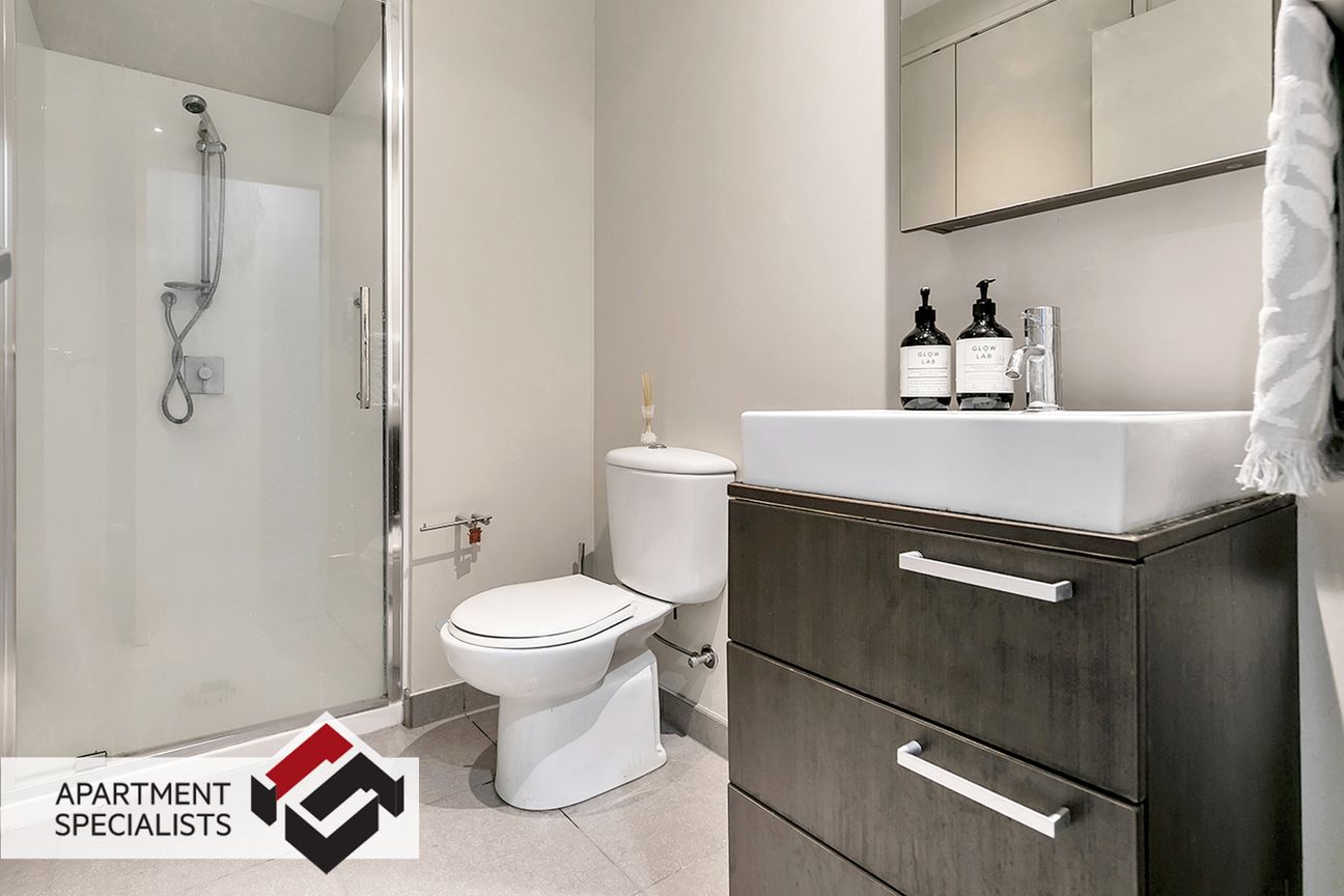Doesn't Get More Affordable Than This. - Vaade 6