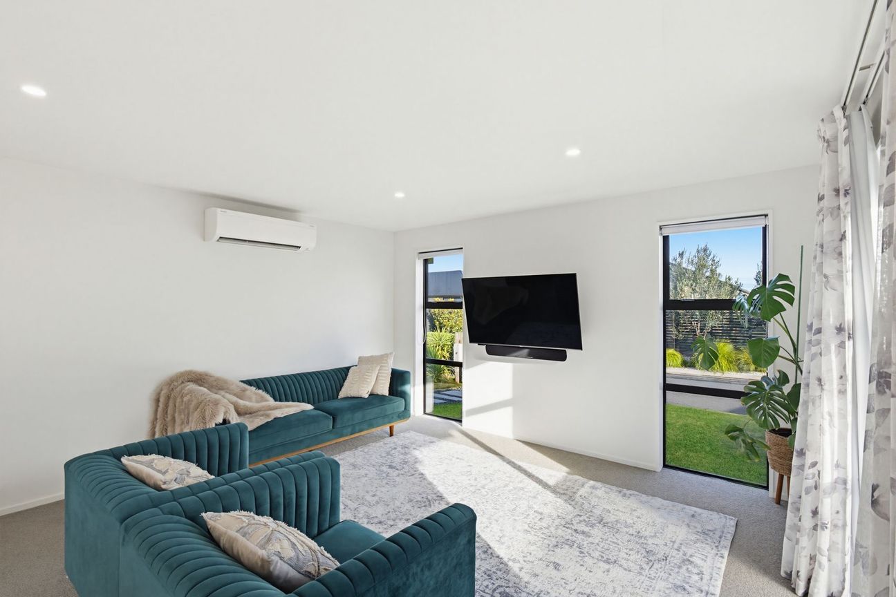 Tidy Family Home In Top Location. - Vista 4