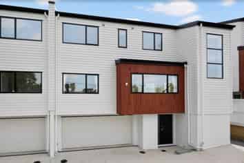 2/36 Northboro Road, Hauraki