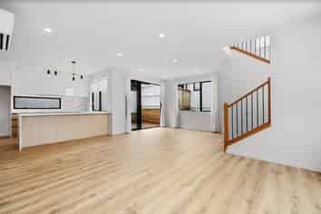 2/36 Northboro Road, Hauraki
