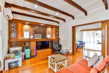 1298 Dominion Road, Mount Roskill