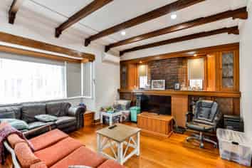 1298 Dominion Road, Mount Roskill