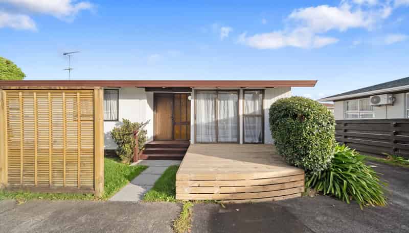 2/38 South Street, Papakura