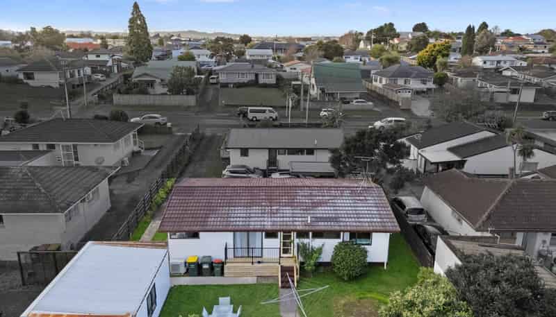 2/38 South Street, Papakura