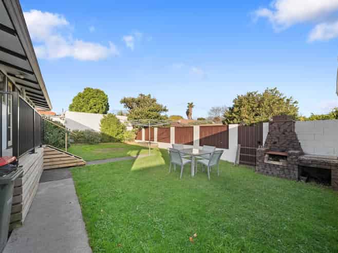 2/38 South Street, Papakura
