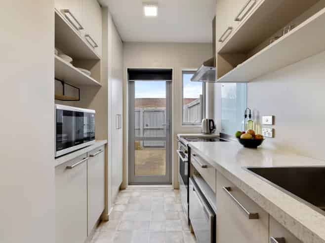 2/172 Geraldine Street, Edgeware