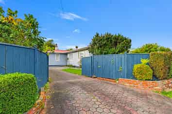 14 Camellia Avenue, Aramoho