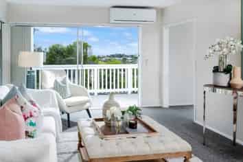 1/1 Phillipa Pl, Browns Bay