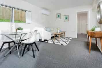 2/1 Phillipa Pl, Browns Bay