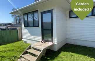 2/4 Barnard Pl, Manurewa