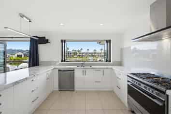 10 Kelly Place, Whitianga