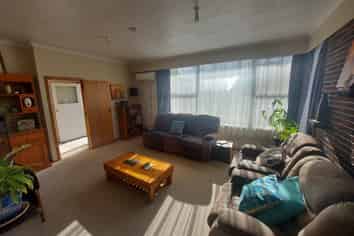 2 Crawford Crescent, Kamo