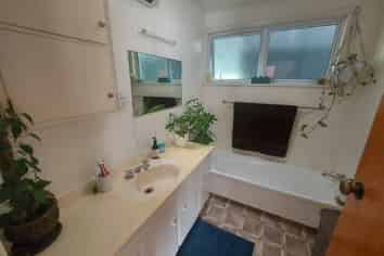 2 Crawford Crescent, Kamo