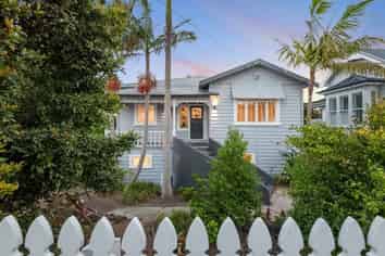 12 Domain Street, Devonport