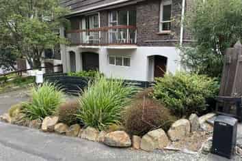 3A Southern Cross Crescent, Island Bay