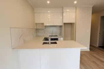82D Eversleigh Road, Belmont