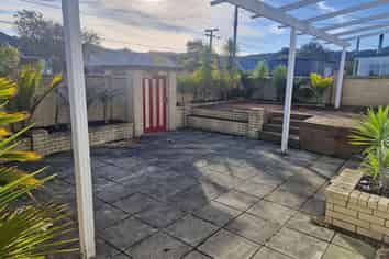 8 Taita Drive, Boulcott