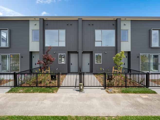 16 Wintergarden Avenue, Karaka