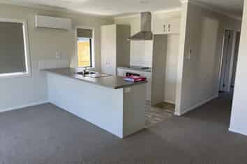 3/255 Peachgrove Road, Fairfield