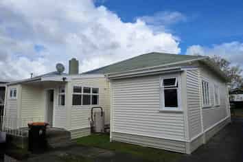21 Worcester Street, West End