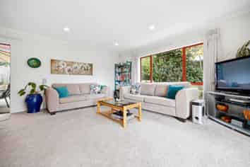 60 Kate Sheppard Avenue, Torbay