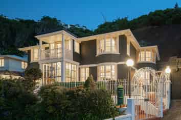 7a Wilkinson Street (upstairs), Oriental Bay