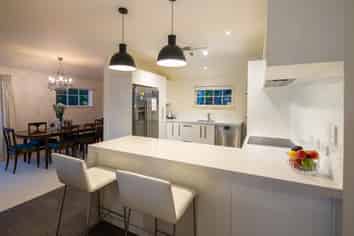 7a Wilkinson Street (upstairs), Oriental Bay