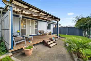 37 Frickleton Street, Taradale