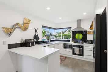 25 Wellington Street, Ashley