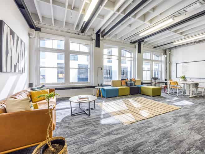 CBRE - UNIQUE WATERFRONT CBD OFFICE