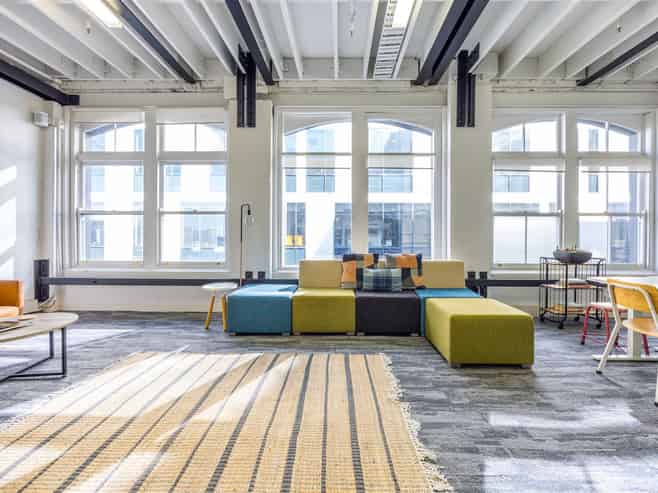 CBRE - UNIQUE WATERFRONT CBD OFFICE