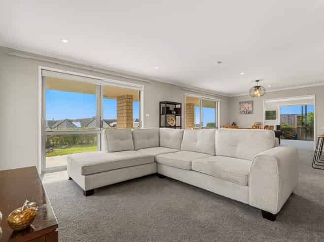 44 Ridge Drive, Omokoroa