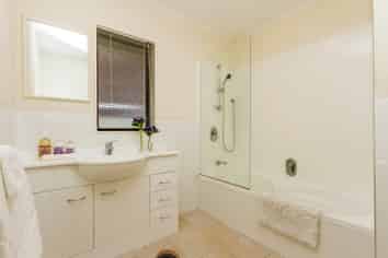 9 Long Street, Torbay