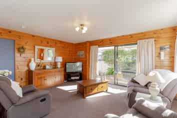2 Allen Berry Avenue, Pirimai