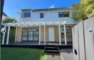 112B Norman Lesser Drive, Saint Johns