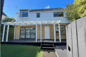 112B Norman Lesser Drive, Saint Johns