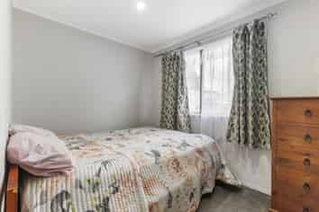 2/331 Weymouth Road, Weymouth