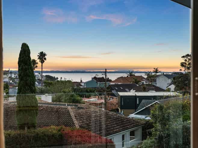 35 Brilliant Street, St Heliers