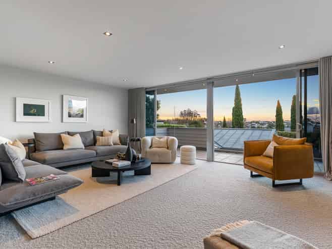 35 Brilliant Street, St Heliers
